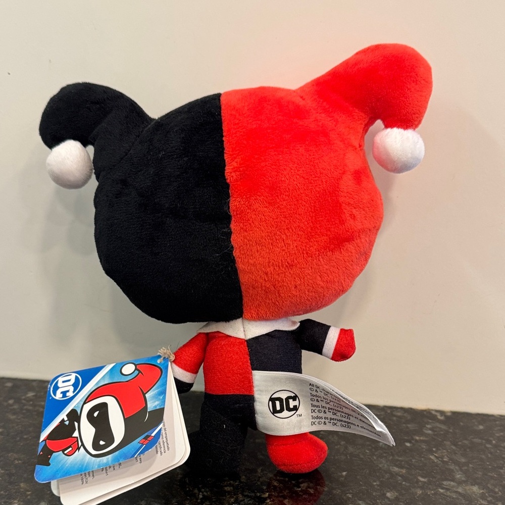 DC Comics Harley Quinn Small Plush Stuffed Toy  Collectible Batman. Size 7” - Picture 4 of 11